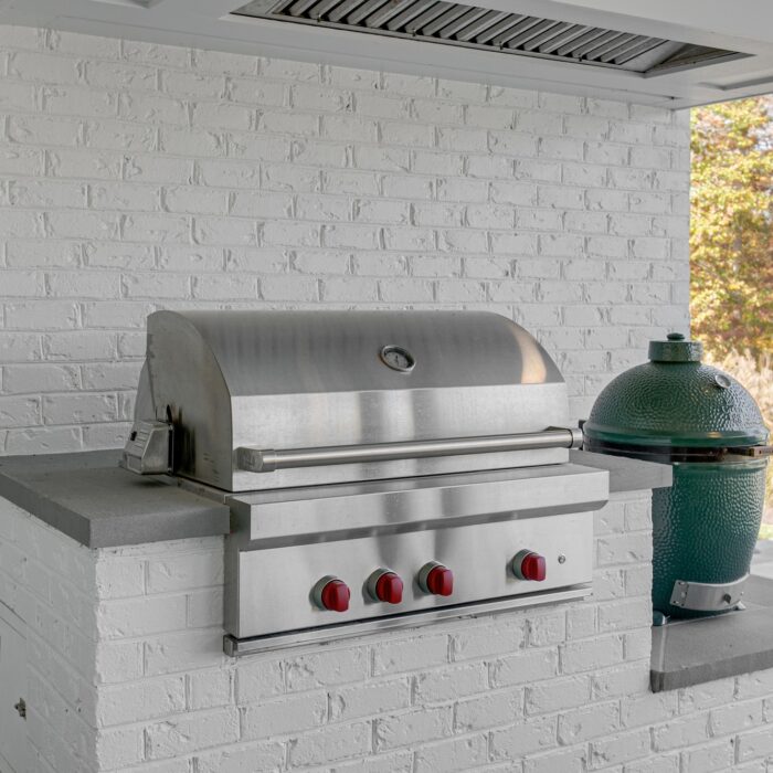 Outdoor,Kitchen,With,Stainless,Steel,Grill,,Green,Grill,Smoker,,White